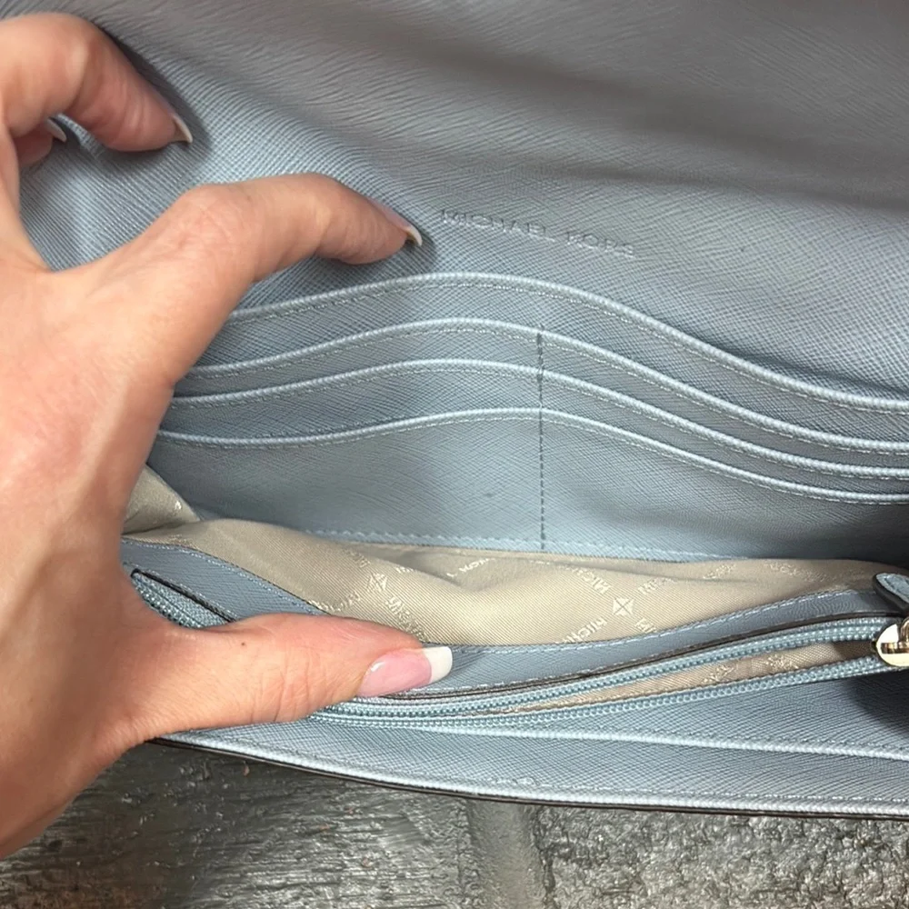 Michael Kors Fulton Flap Leather Wallet - Picture 9 of 11